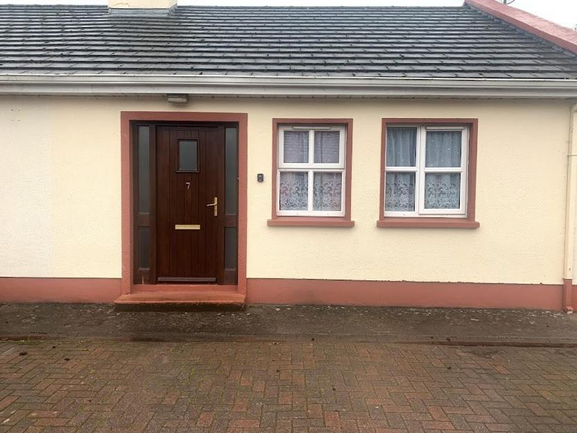 Mayfield House Holiday Home Ballinrobe Extérieur photo